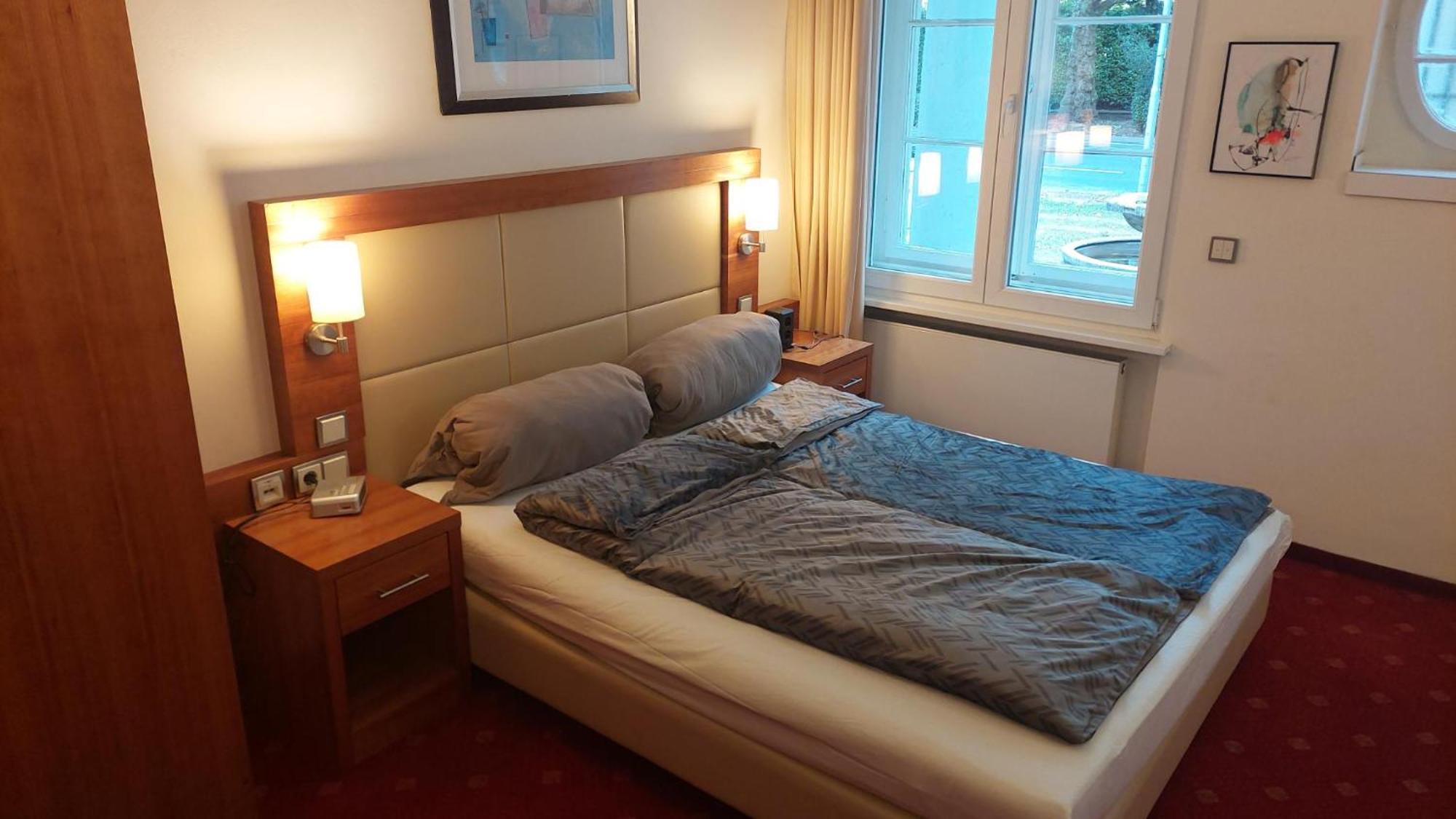 Die Villa, Zimmer 26, Dz Леверкузен Экстерьер фото